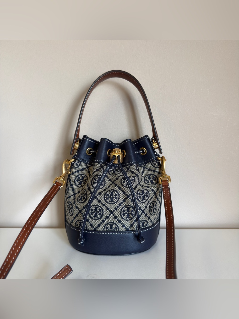 Tory Burch mini Bucket Bag-used
